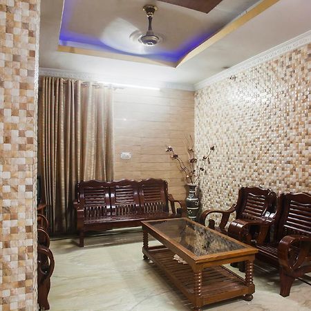 Hotel Grant Deluxe Meerut Exterior photo
